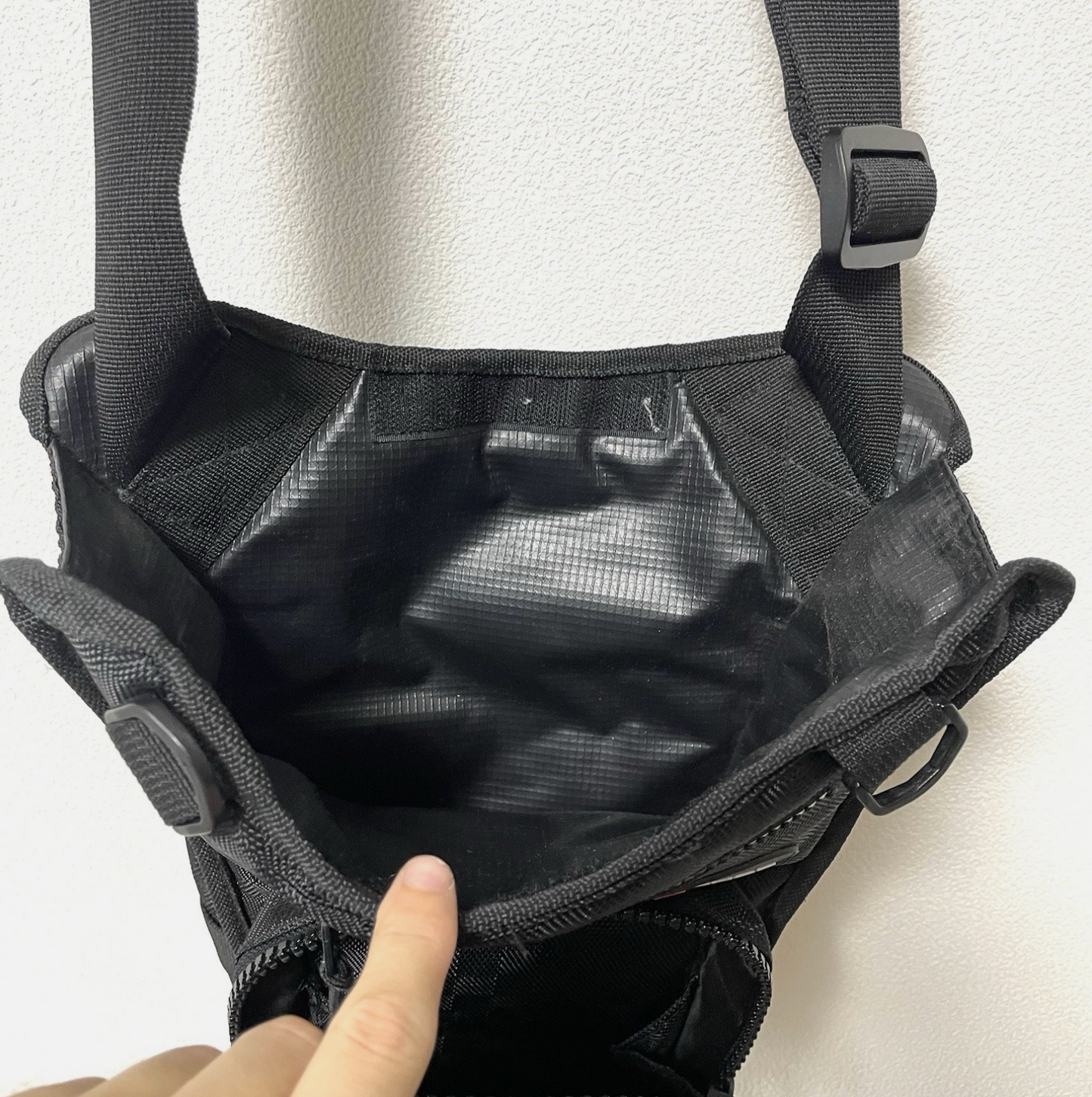 リアルメソッド クロスボディ ショルダースリングバッグ