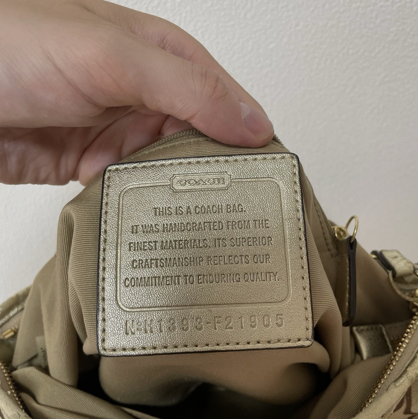 Coach F21905 Vintage Canvas Crossbody Shoulder Bag