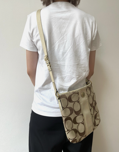 Coach F21905 Vintage Canvas Crossbody Shoulder Bag