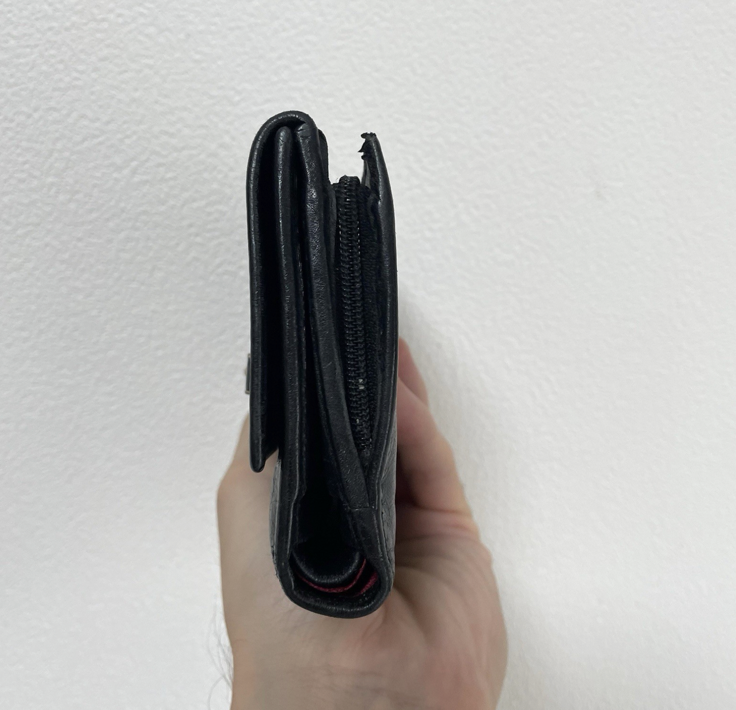 フルラ ブラックレザー 三つ折り財布