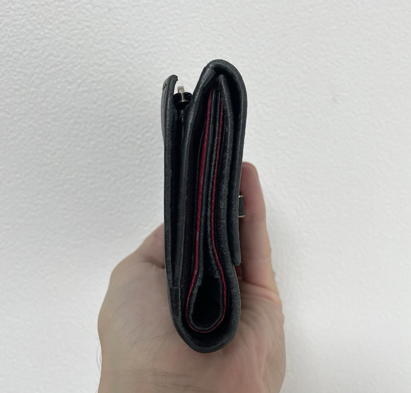 フルラ ブラックレザー 三つ折り財布