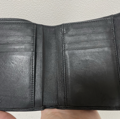 フルラ ブラックレザー 三つ折り財布