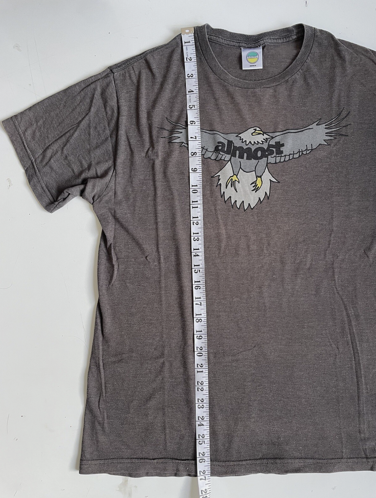 Almost Skateboards Vintage Skate T-shirt Men’s M