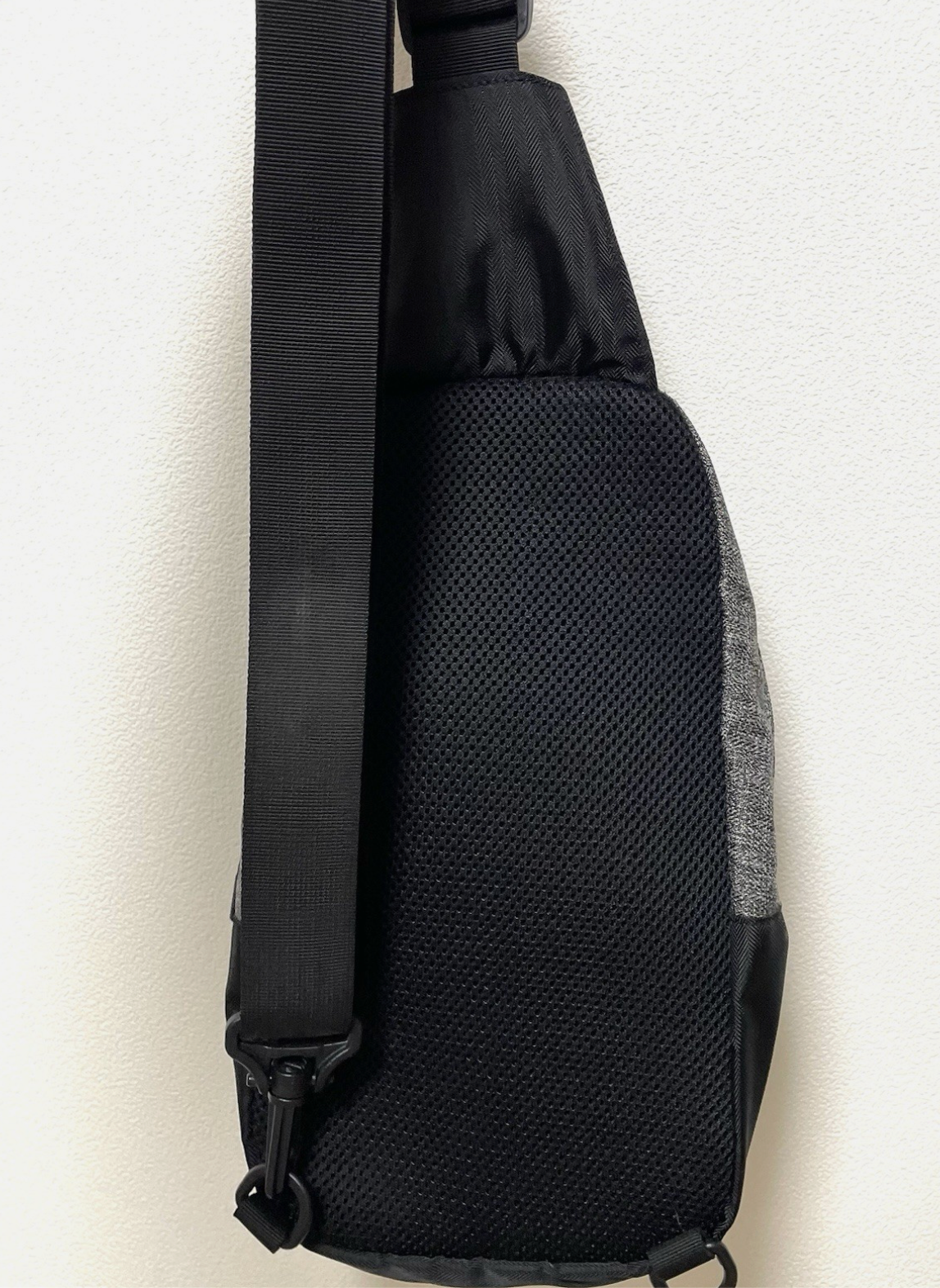 Oakley Japan Sling Bag Body Side Shoulder Messenger Bag